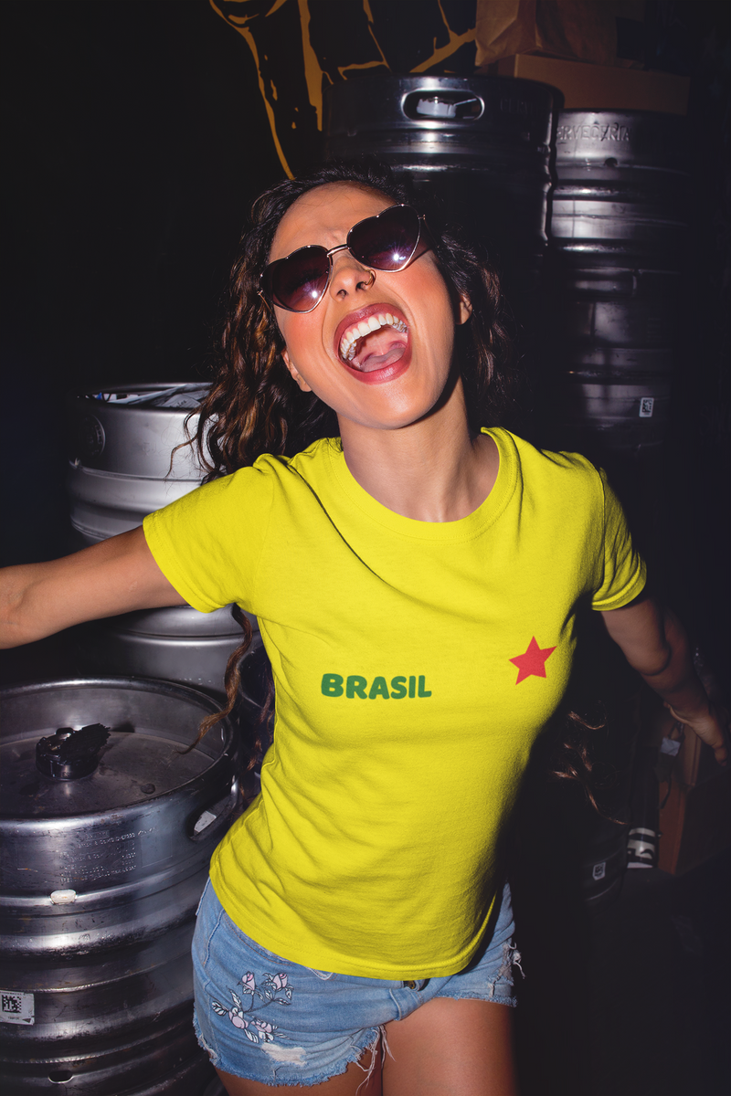 Nome do produto: T-shirt Baby Look  BRASIL & ESTRELA