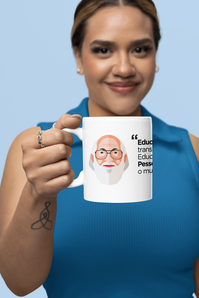 Nome do produto: Caneca Paulo Freire