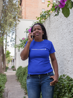 Nome do produtoT-shirt Baby Look Comunista de Iphone