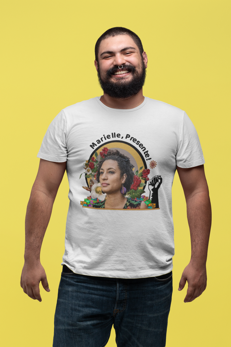 Nome do produto: T-shirt Plus Size Marielle, Presente!