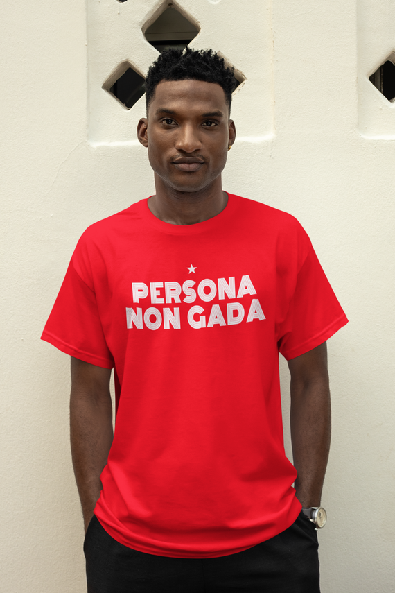 T-shirt Tradicional Persona Non Gada