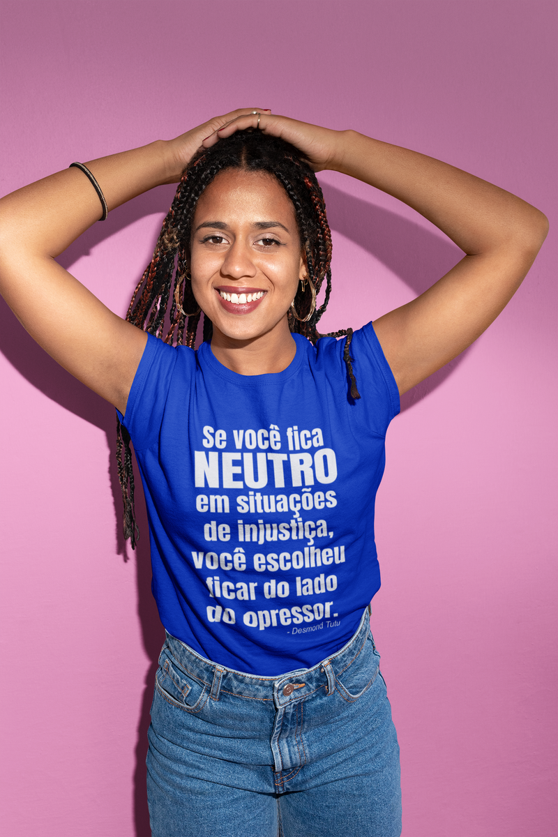 Nome do produto: T-shirt Baby Look Desmond Tutu