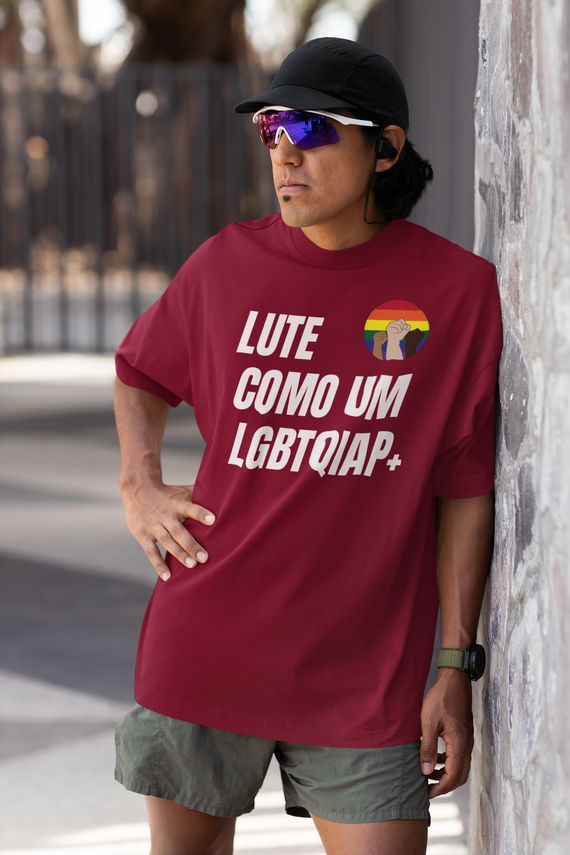 Camiseta Oversized Lute como um LGBTQAIP+