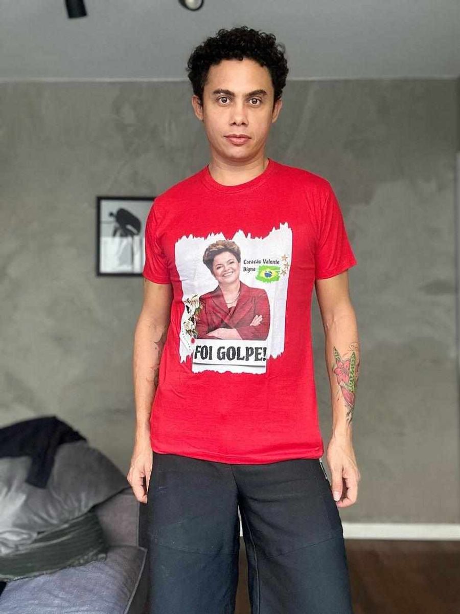 Nome do produto: T-shirt Tradicional Dilma