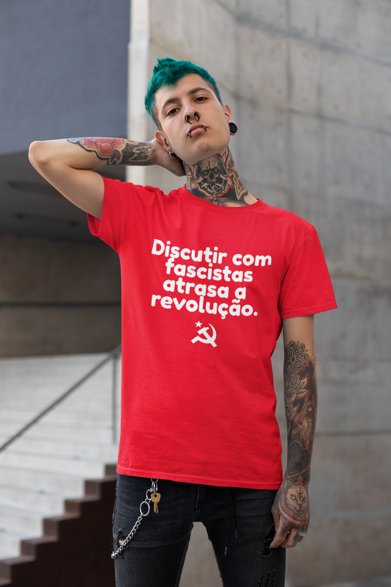 Nome do produto: T-shirt Tradicional Revolução