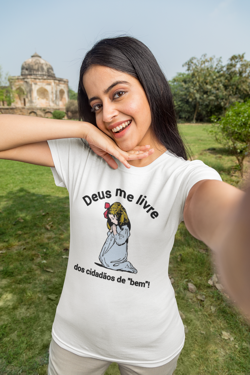 Nome do produto: T-shirt Baby Look Deus me livre!