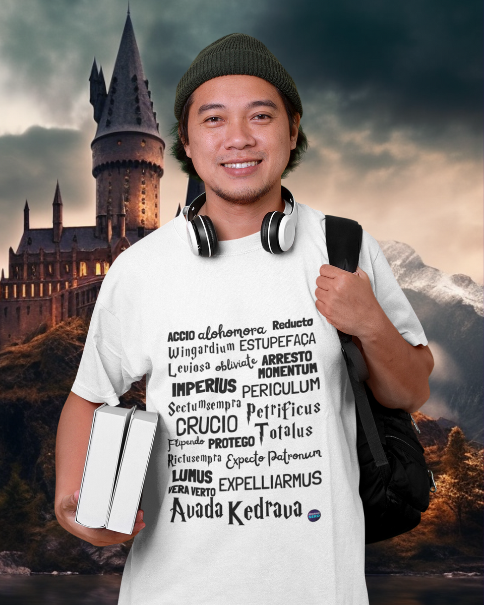 Nome do produto: Camiseta Feitiços Harry Potter