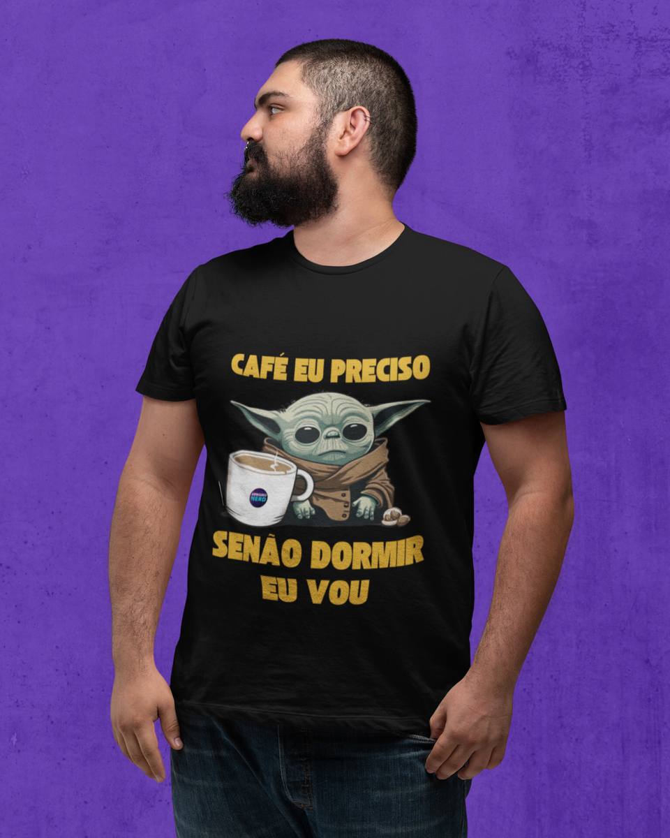 Nome do produto: Camiseta Plus Size Café Eu Preciso