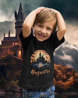 Camiseta Infantil Hogwarts