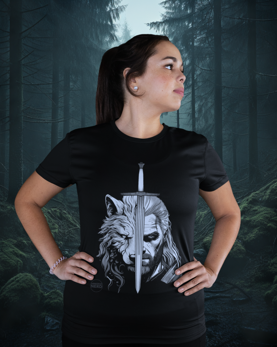 Nome do produto: Camiseta  Plus Size The Witcher Metade Lobo