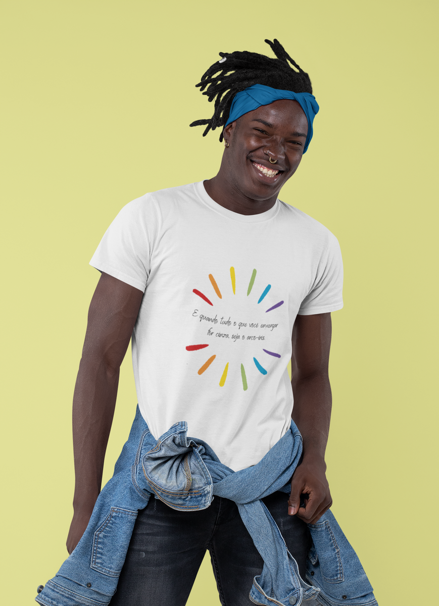 Nome do produto: T-Shirt Seja Arco-íris