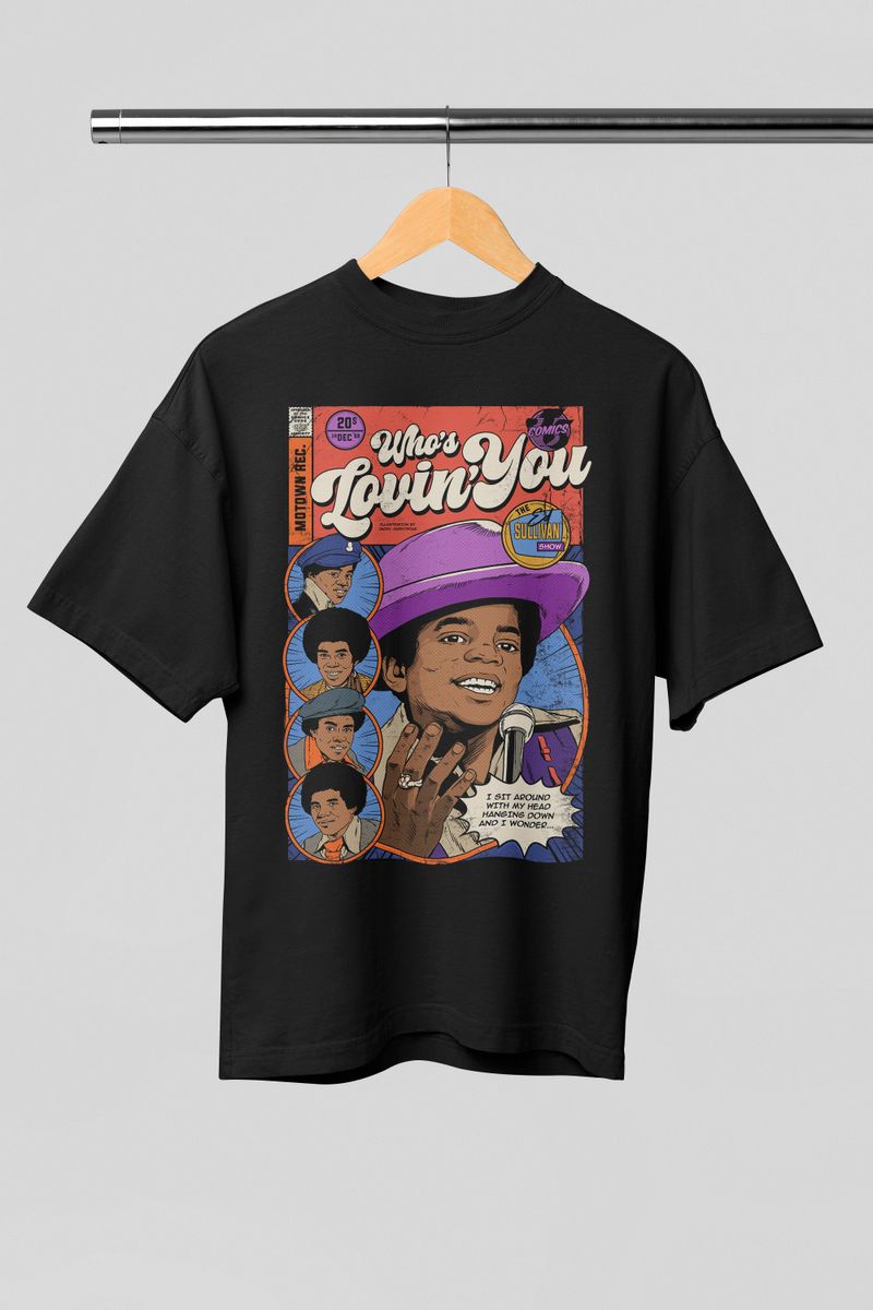 Nome do produto: OVERSIZED - JACKSONS 5 - WHO\'S LOVING YOU