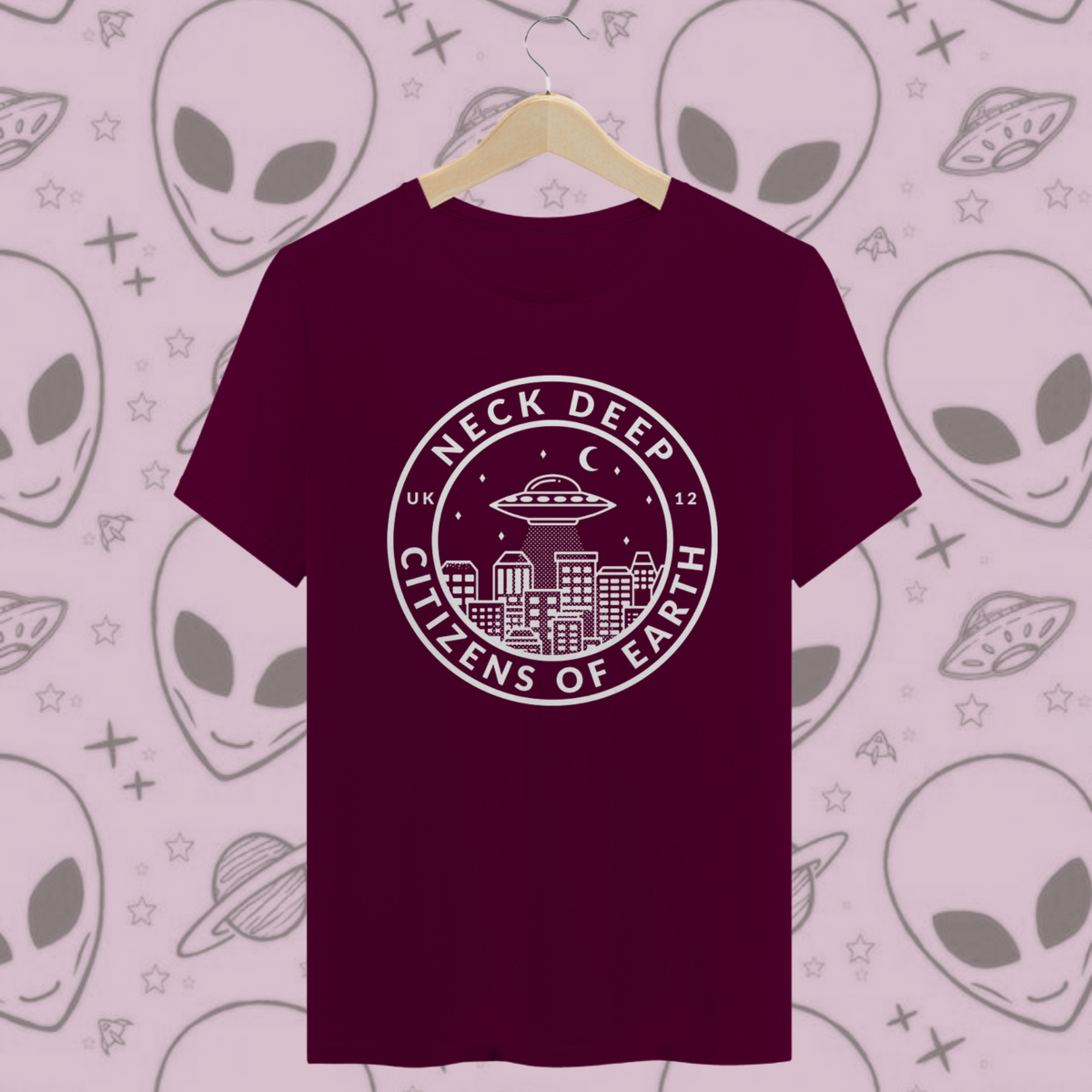 Nome do produto: Camiseta Neck Deep - Citizens of Earth