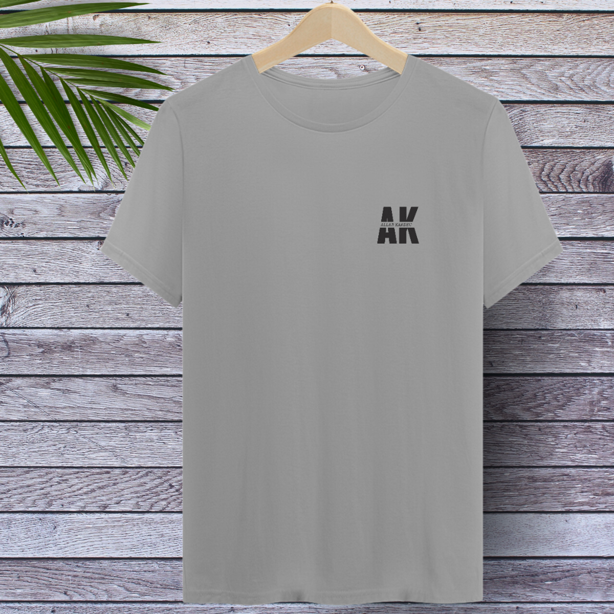 Nome do produto: Camiseta Espirita Allan Kardec AK