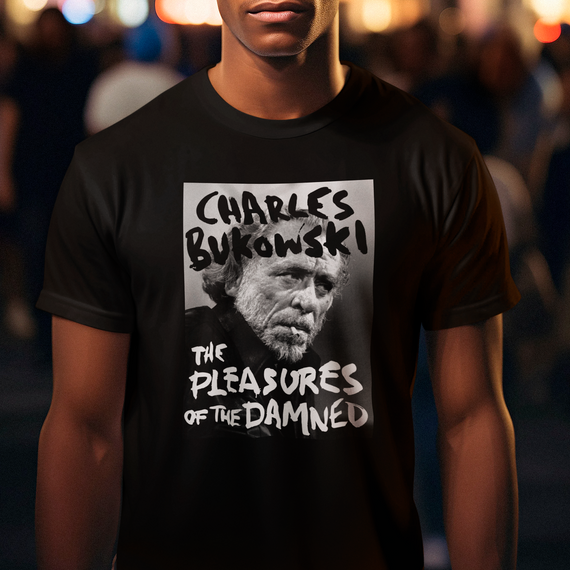 Camiseta - A Caverna de um Tech - Bukowski