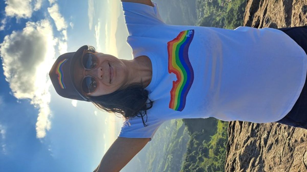 Nome do produto: Camiseta Pedra do Baú - LGBT - Baby Long