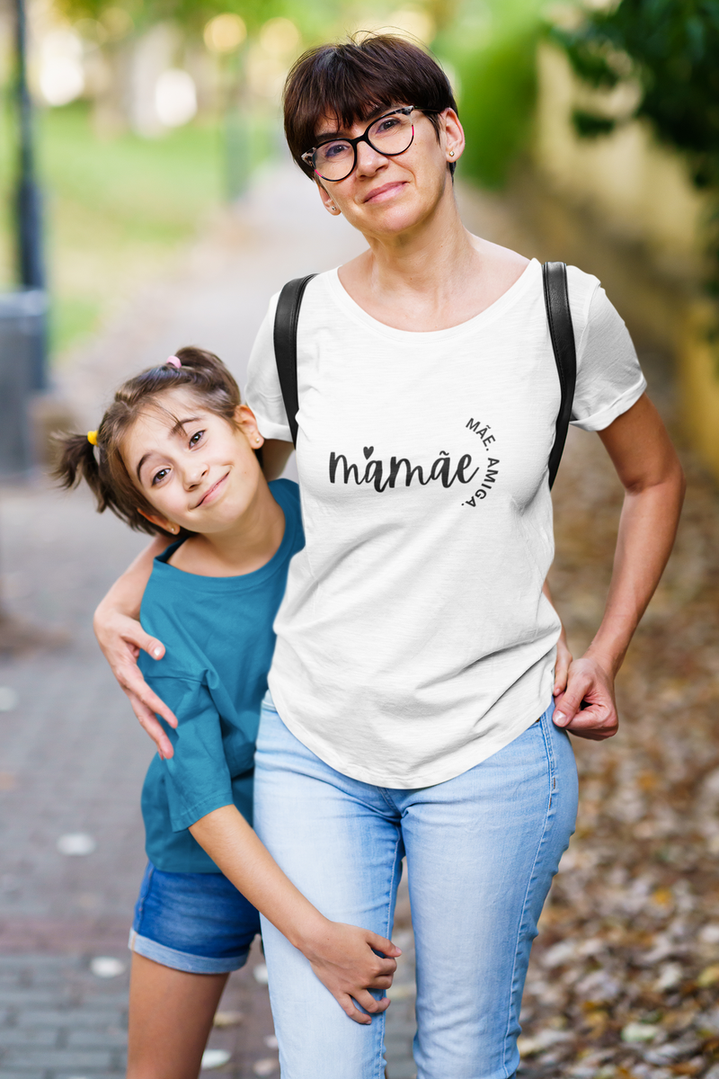 Nome do produto: Camiseta dia das mães - Mamãe amiga