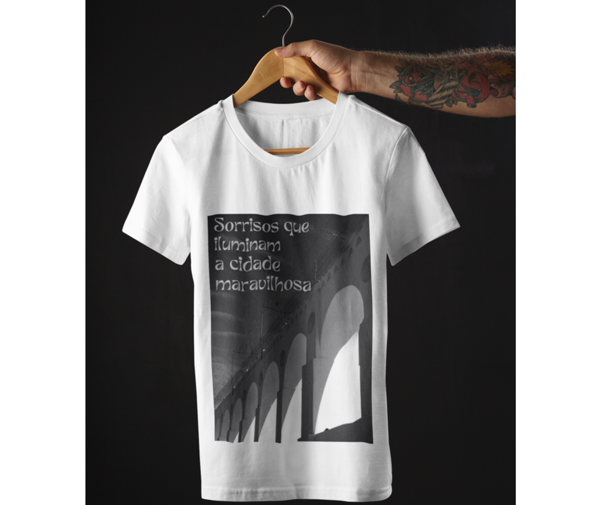 Nome do produto: T-Shirt Sorriso Carioca