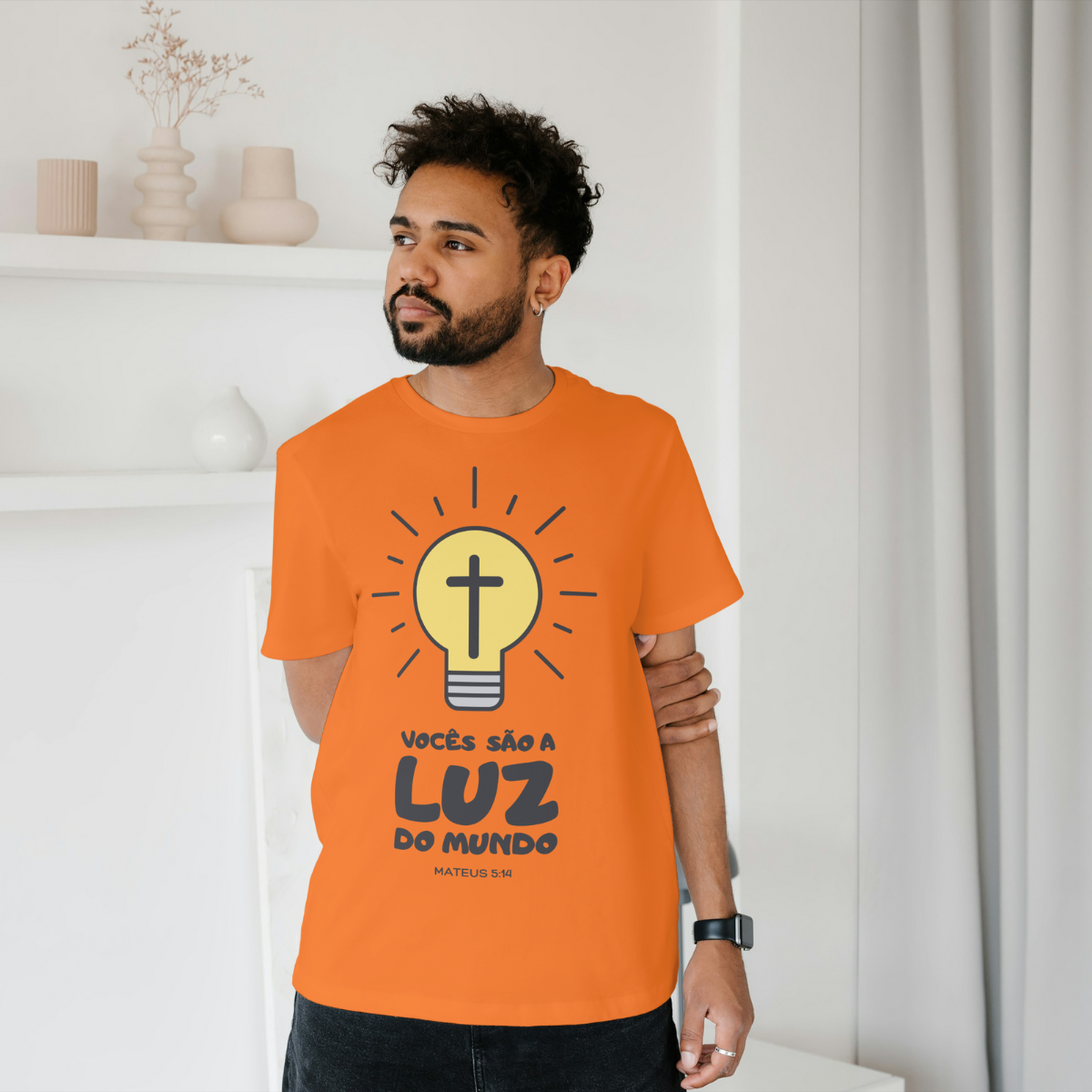 Nome do produto:   Camisa T-Shirt Classic Vocês São A Luz Do Mundo
