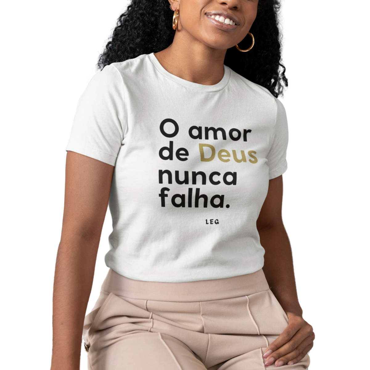 Nome do produto: Camiseta O Amor de Deus nunca Falha
