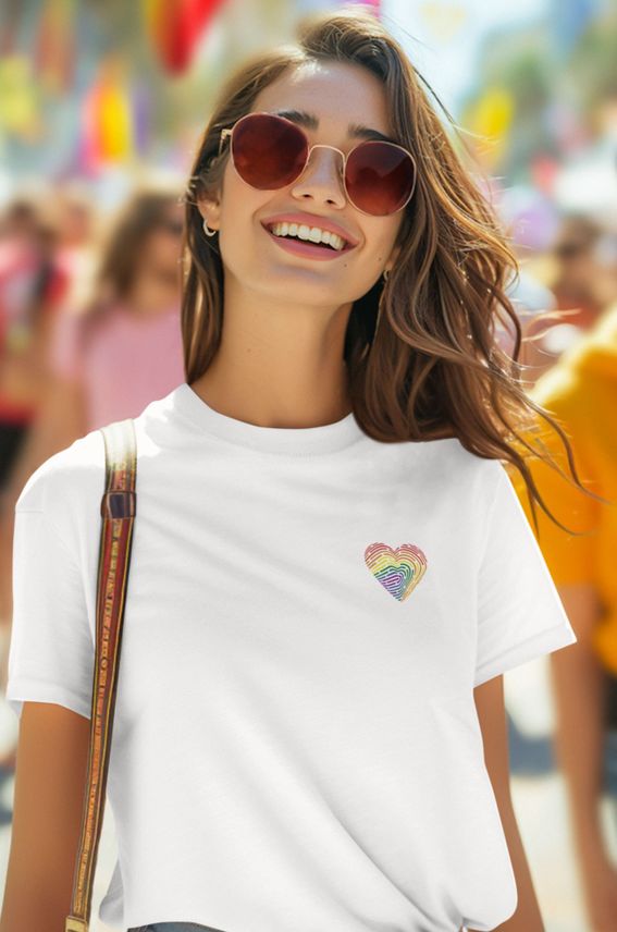 T-Shirt Unissex | Coração de digitais