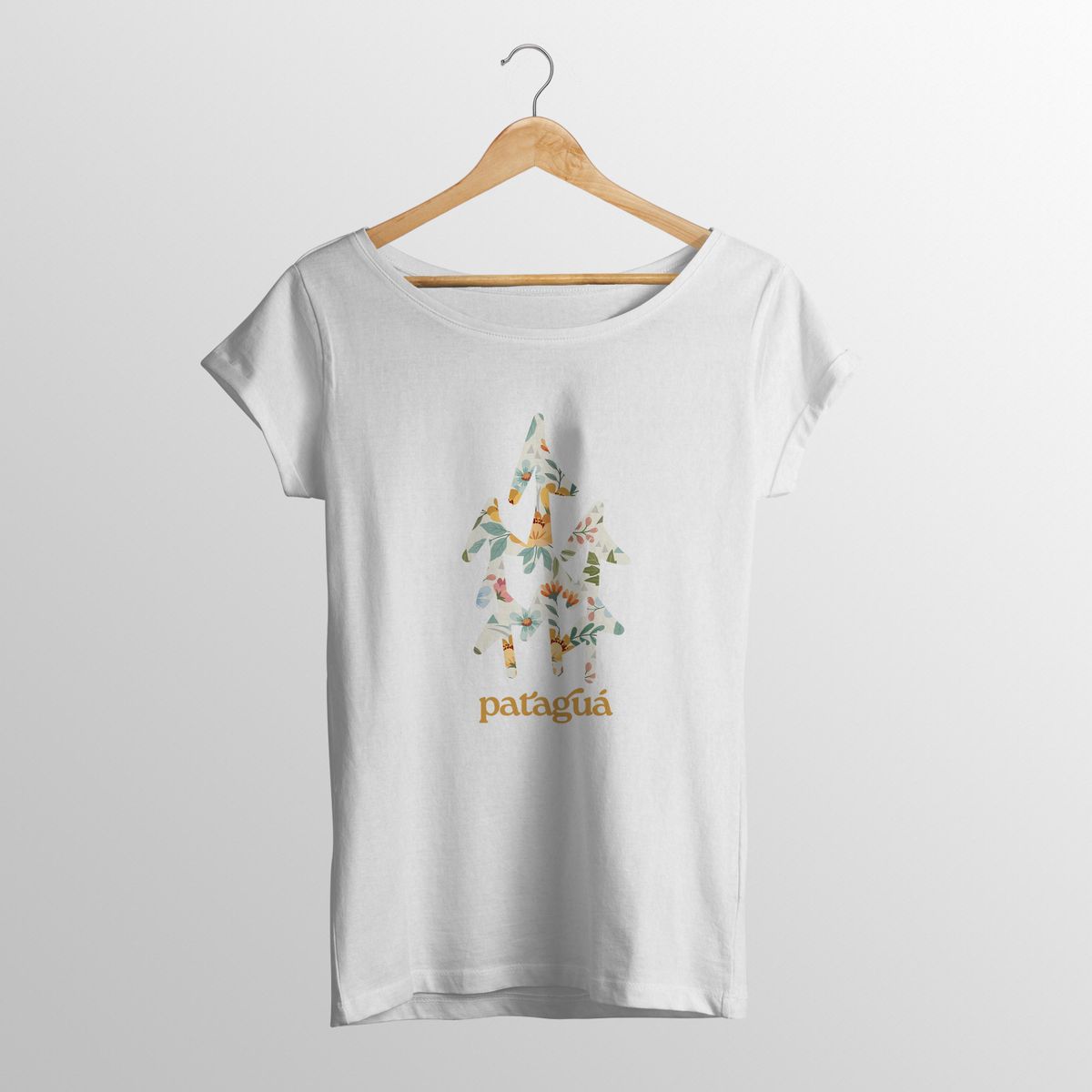 Nome do produto: Camiseta Prime - Coleção Flores