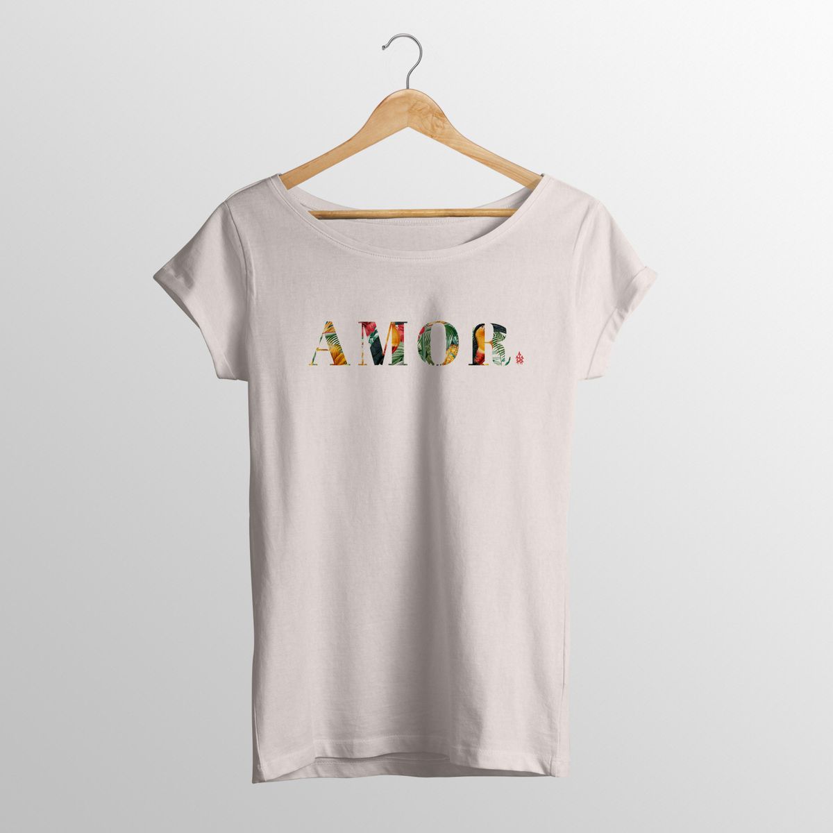 Nome do produto: Camiseta Pima - Amor