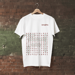 Camiseta Caça-palavras Elenco 2023 - Estampa grená