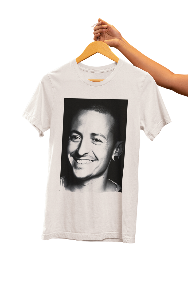 Nome do produto: Camiseta | Chester Bennington | Retrato 