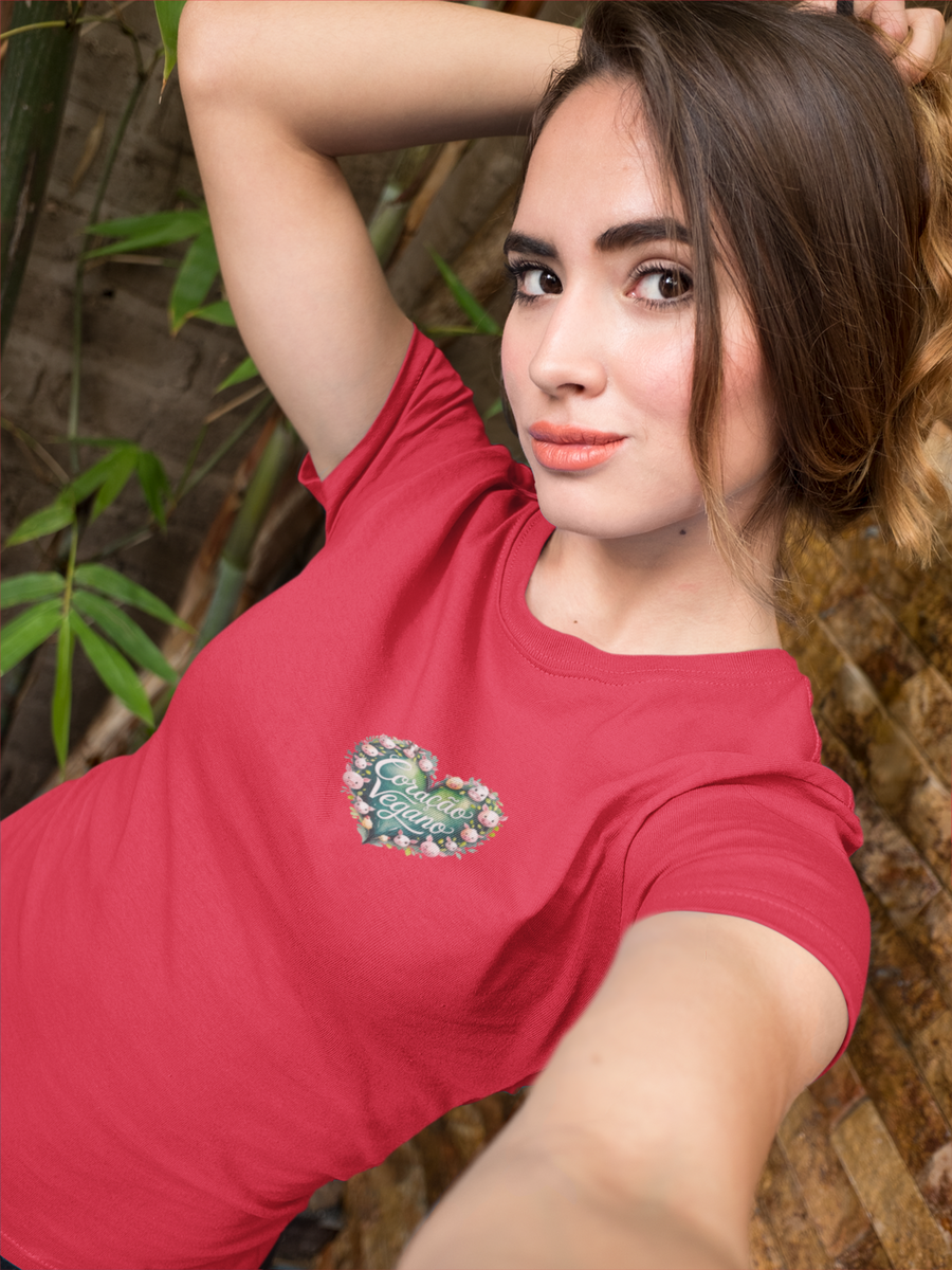 Nome do produto: Camiseta Coração Vegano Baby Look