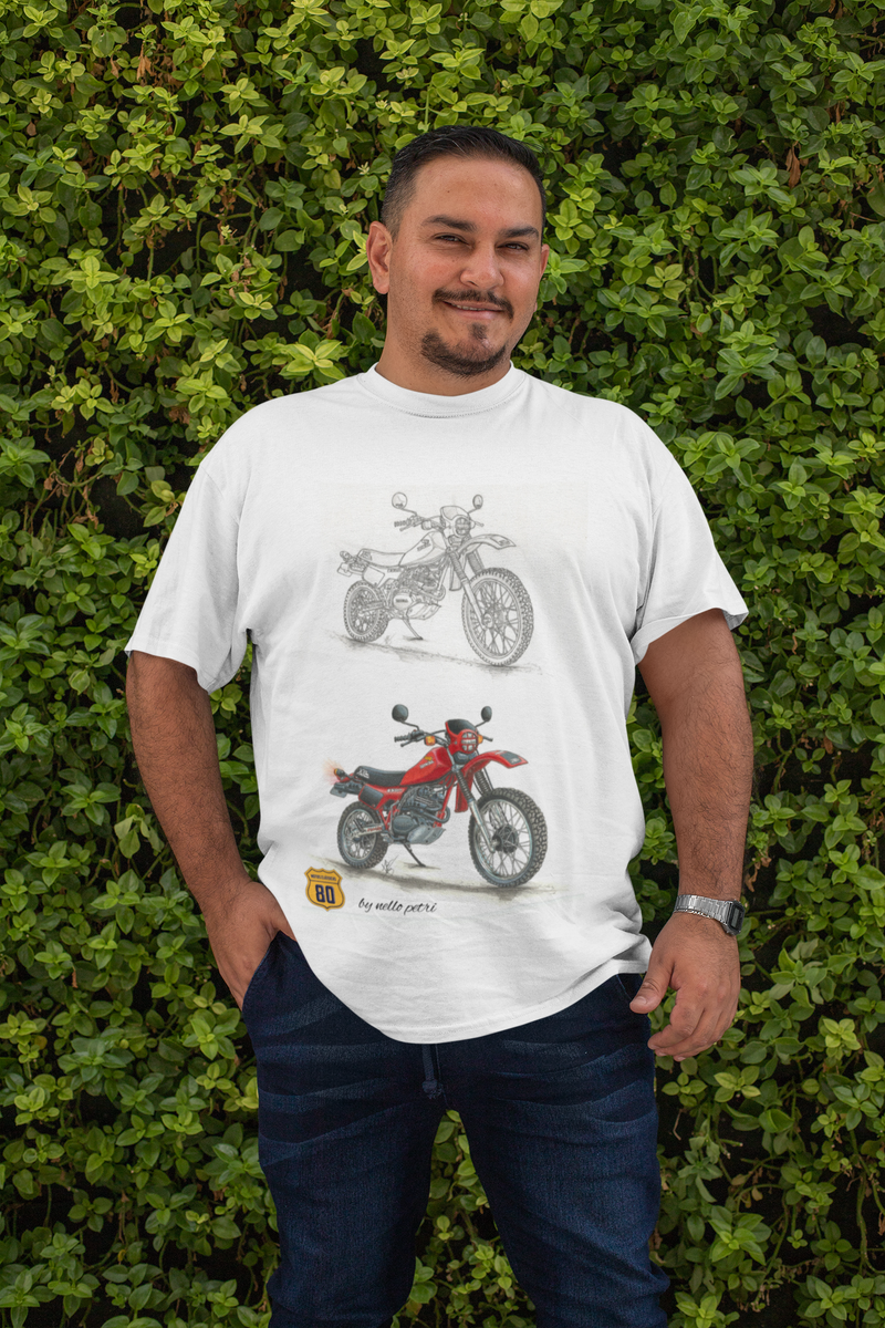 Nome do produto: Camiseta Plus Riders - XL 250R Vermelha - by Nello Petri