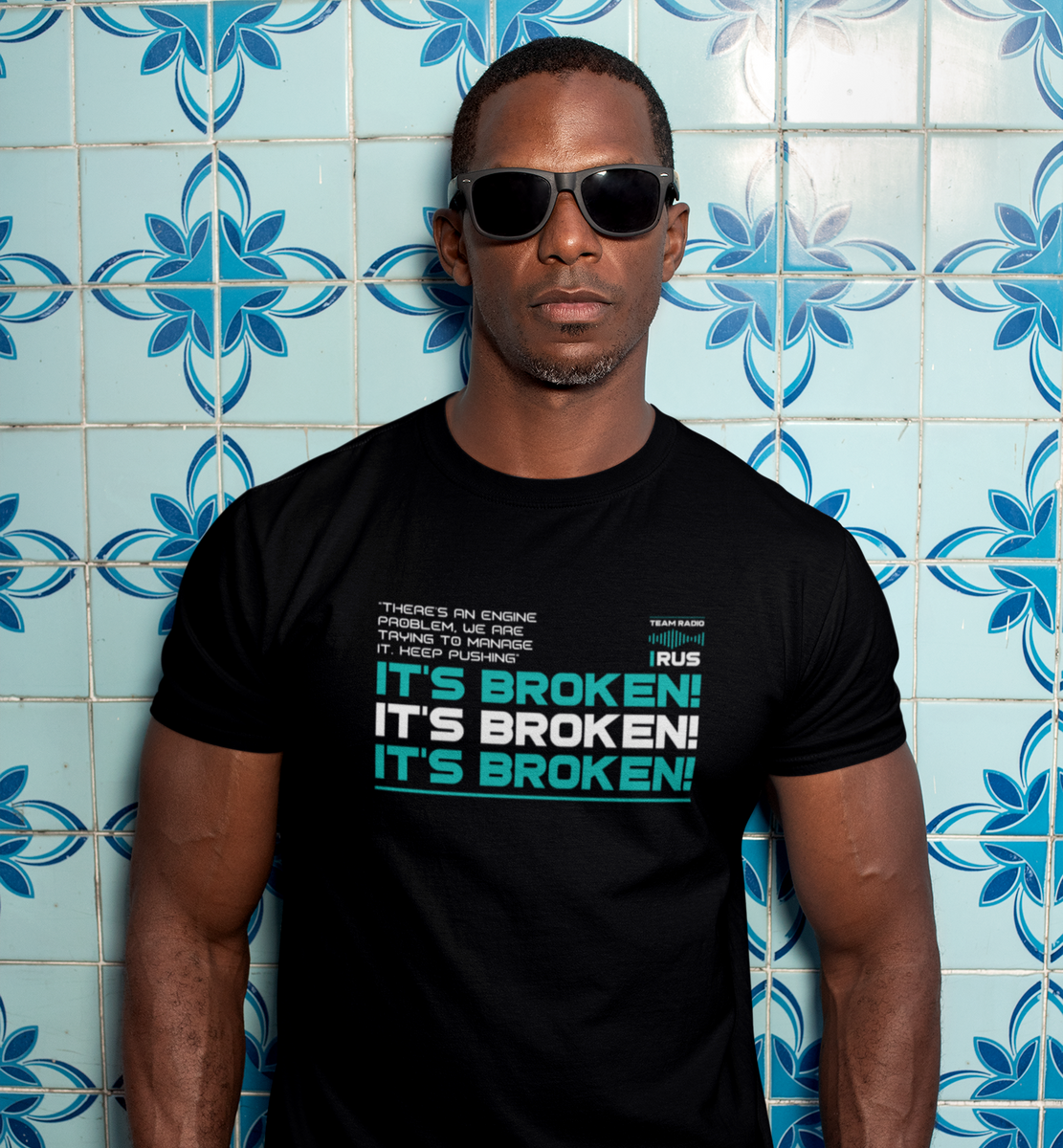 Nome do produto: RUS It\'s Broken - T-SHIRT QUALITY UNISSEX