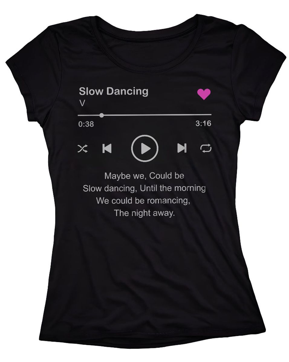 Nome do produto: Camiseta Feminina V Slow Dancing BTS