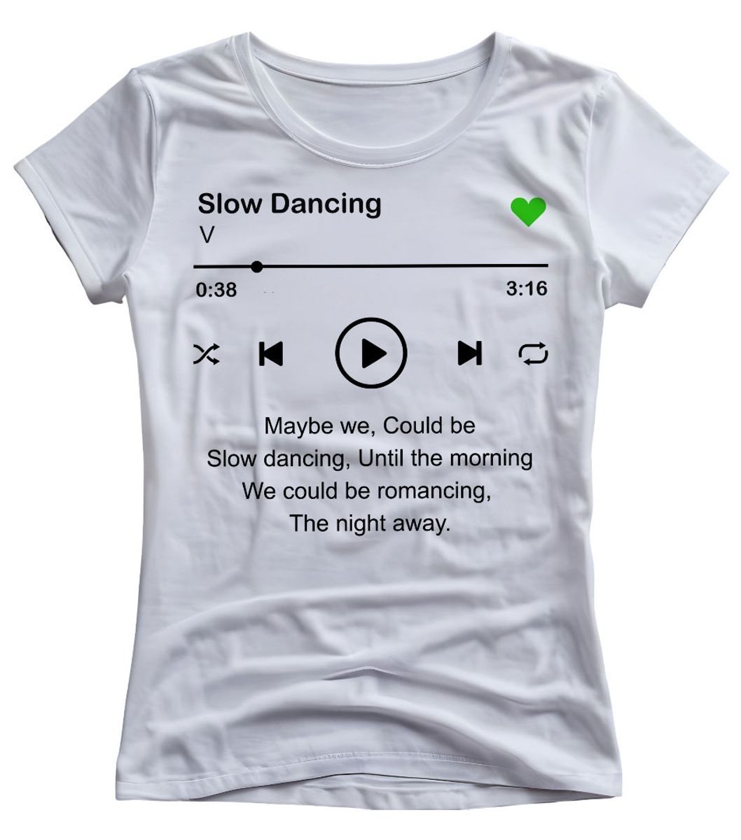 Nome do produto: Camiseta Feminina V BTS Slow Dancing