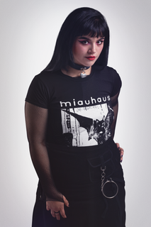 Nome do produtoBaby Look Bauhaus - Miauhaus - Preto