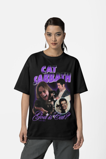 Nome do produtoCamiseta Cat Sabbath - God is Cat? - Preto