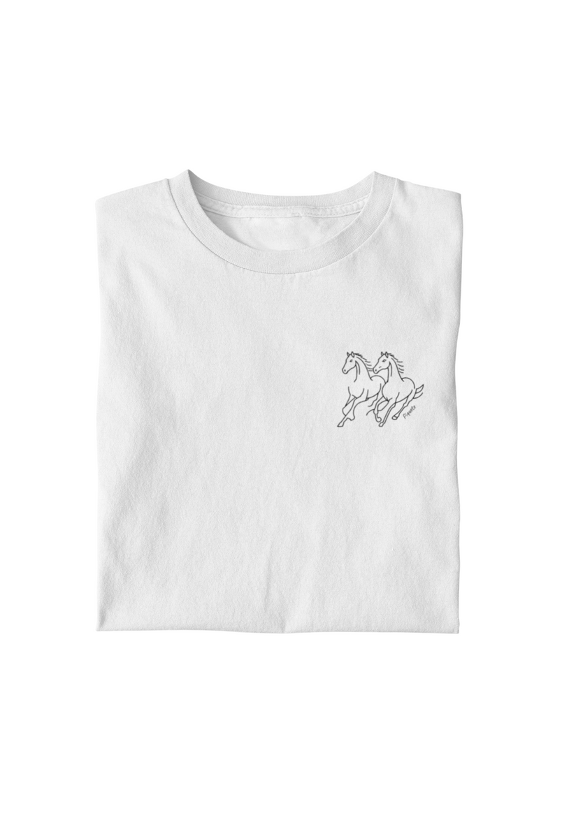 Nome do produto: Camiseta Cavalos  Minimalista - Feminina