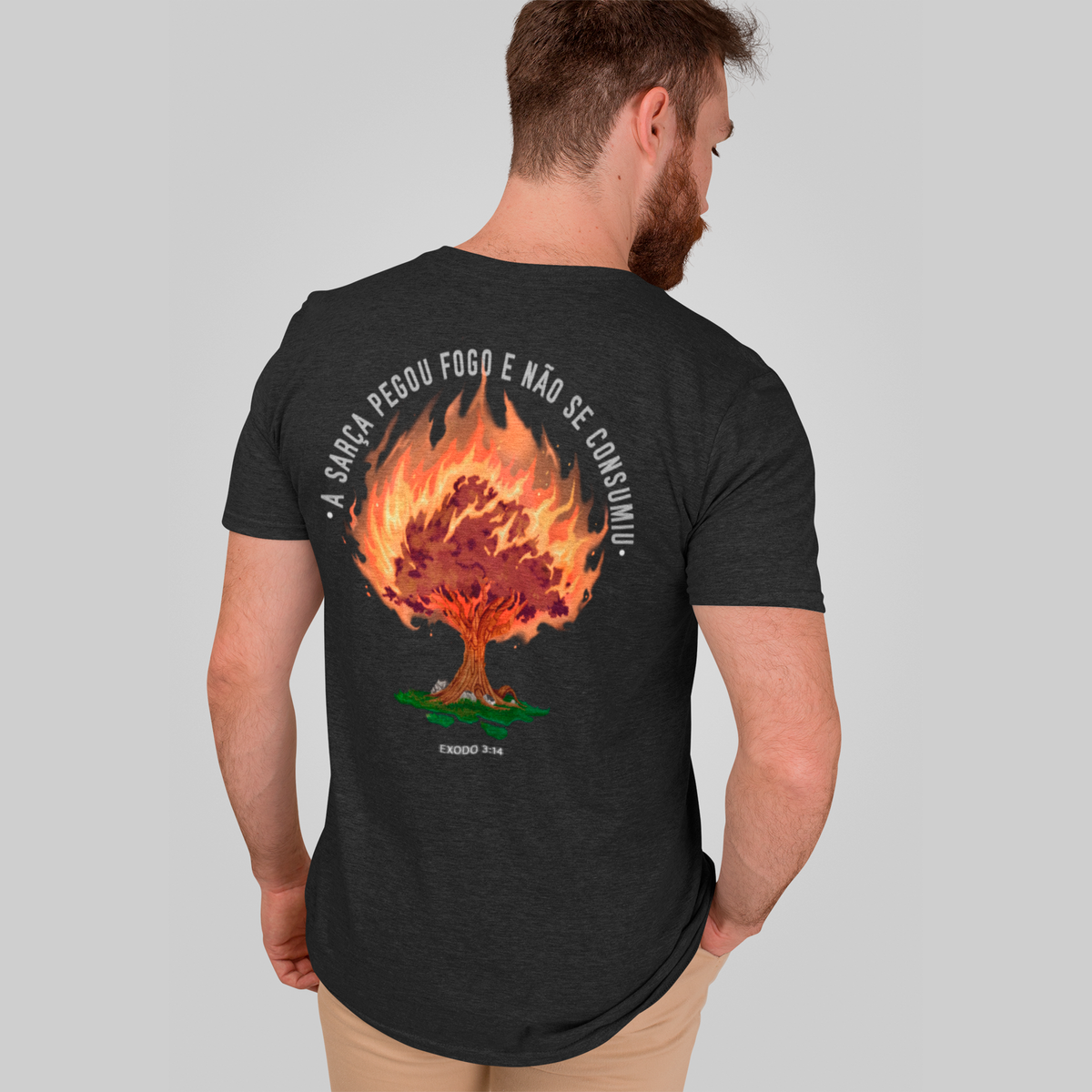 Nome do produto: Camiseta - A sarça ardente