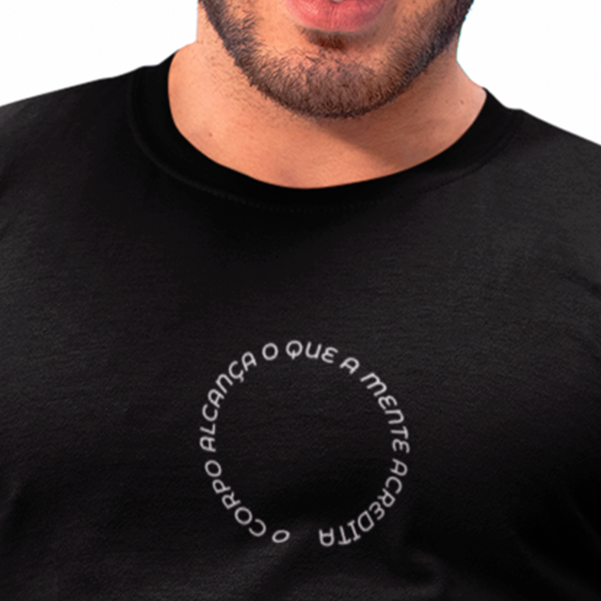 Nome do produto: Camiseta - O corpo alcança o que a mente acredita