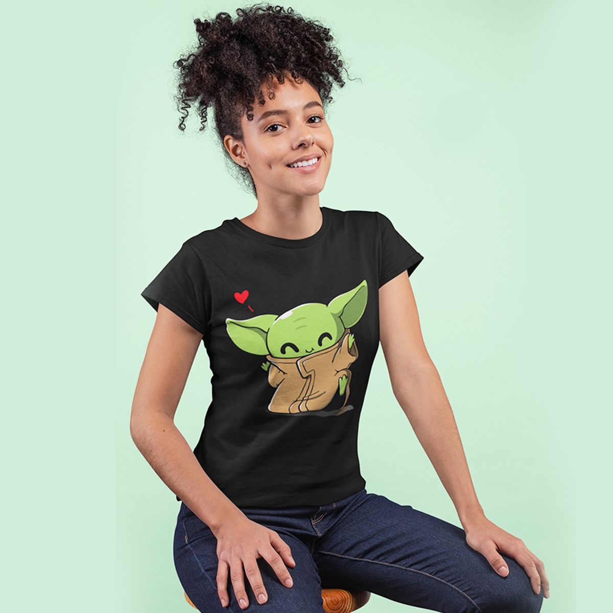 Nome do produto: Camiseta Feminina - Baby Yoda