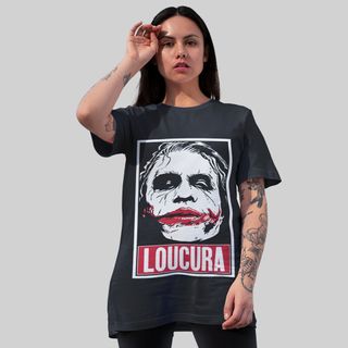 Nome do produtoCamiseta Unissex Batman - Coringa ''Loucura''