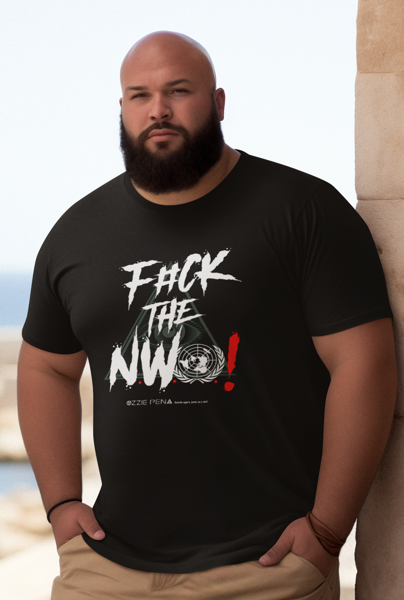 Nome do produto: Plus Size - F#ck the New World Order - Ozzie Pena