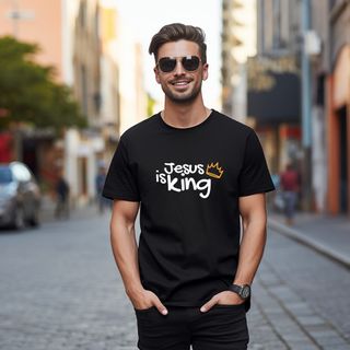 CAMISA QUALITY | JESUS IS KING