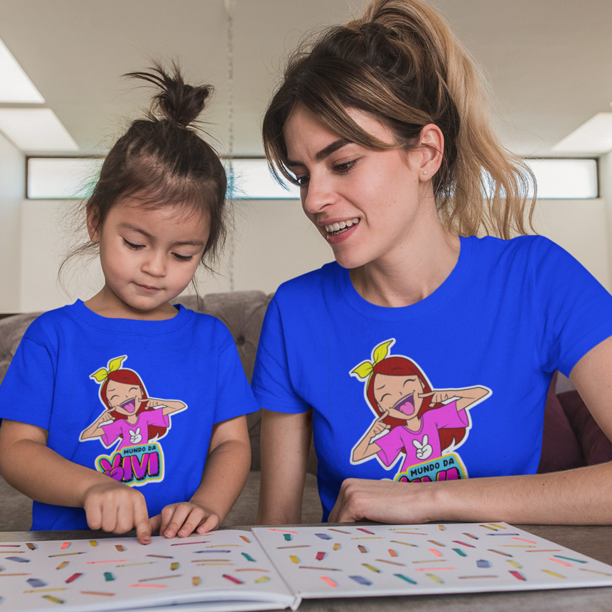 Nome do produto: CAMISETA FEMININA ADULTO MUNDO DA VIVI