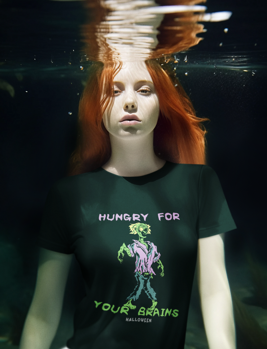 Nome do produto: Camiseta Feminina - Hungry Zombie