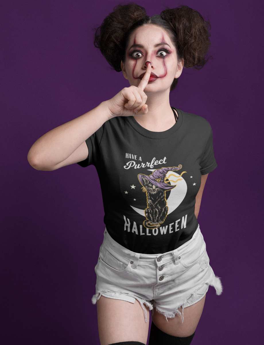 Nome do produto: Camiseta Feminina - Purrfect Halloween