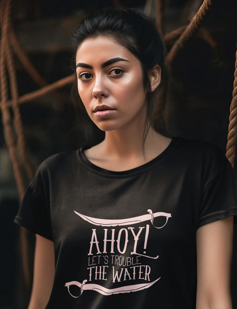 Nome do produto: Camiseta Unissex - Ahoy! Aventura à Vista