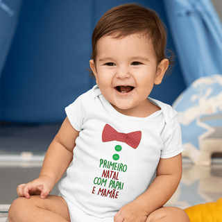 Nome do produtoBody Bebê 100% Algodão - Primeiro Natal com Papai e Mamãe - Menino