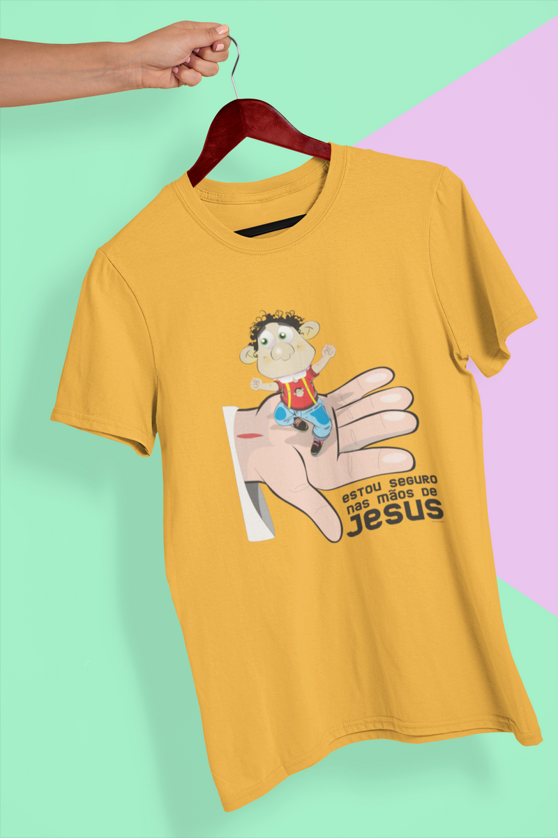 Nome do produto: Camisa Infantil nas mãos de Jesus
