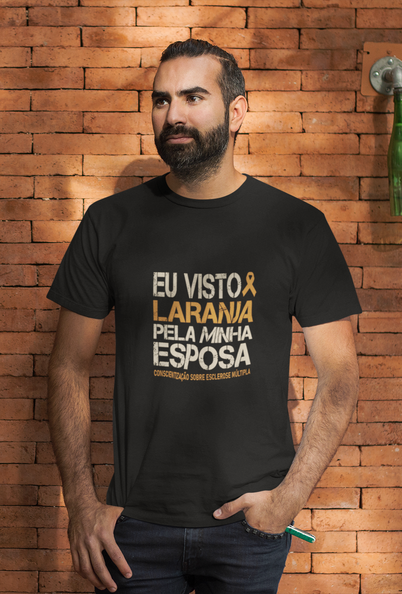 Nome do produto: Eu visto laranja pela minha esposa -- Preto